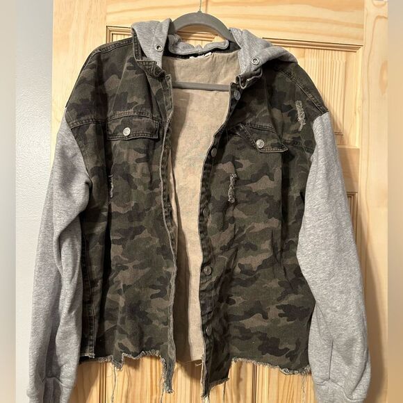 OPPI Boutique Camo Jean Jacket 2XL/3XL - Picture 1 of 7